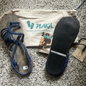 Plaka Flat Sandals for Women Palm Leaf